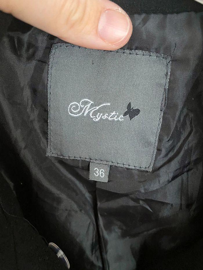 Manteau noir - photo numéro 3