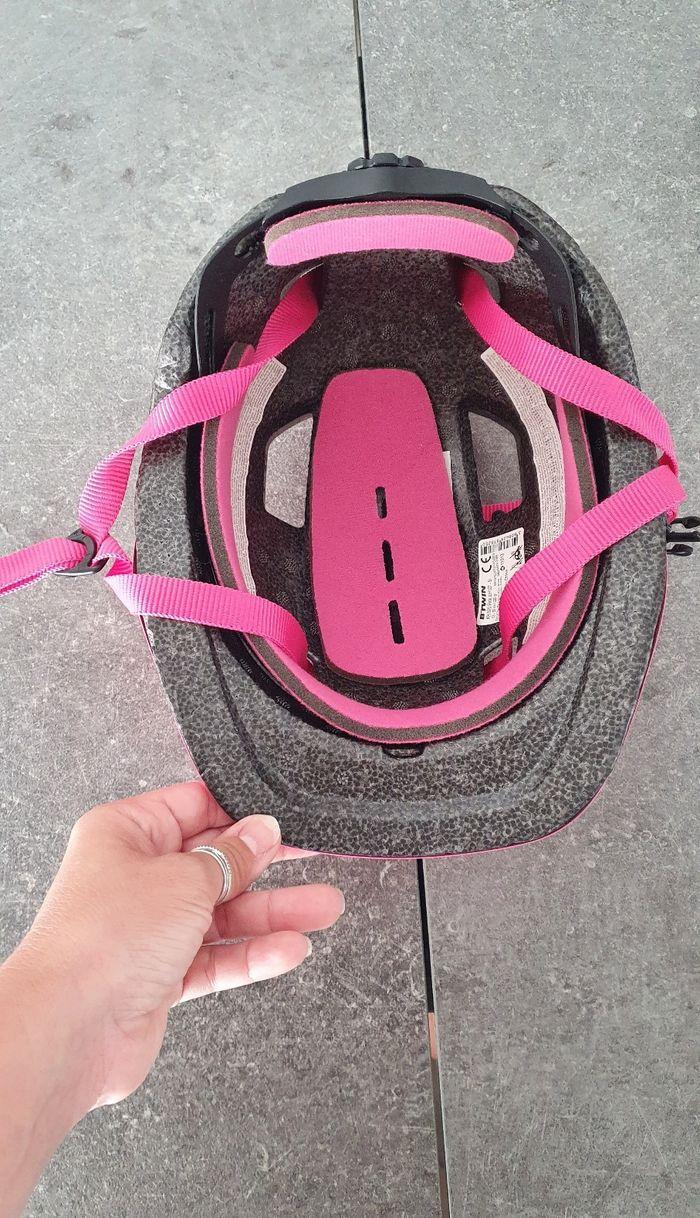 Casque rose de 53 à 56 cm - photo numéro 3