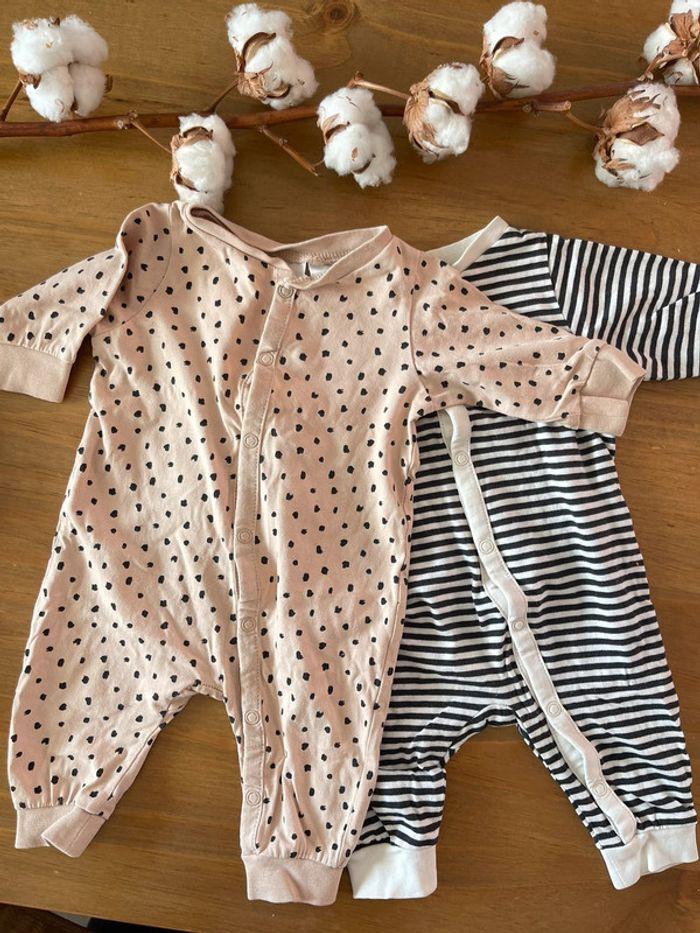 Lot de 2 pyjamas bébé H&M - photo numéro 1