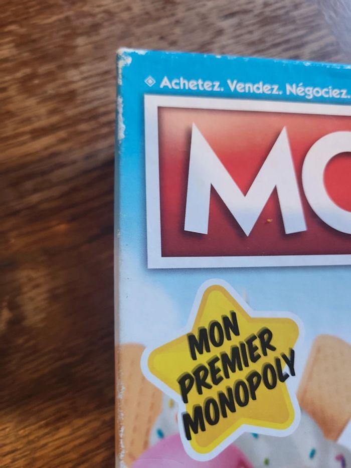 Monopoly junior très bon état juste les coins un peu blanchi de la boîte - photo numéro 3