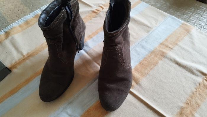 Bottines marron en daim - photo numéro 1