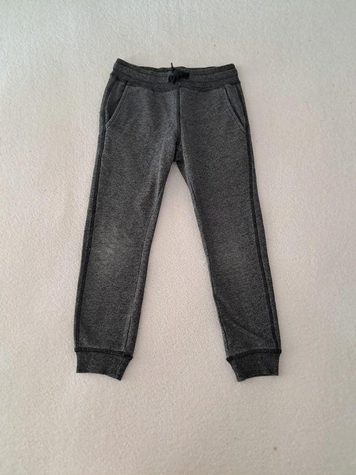 Pantalon de jogging gris chiné C&A 7 ans - photo numéro 1