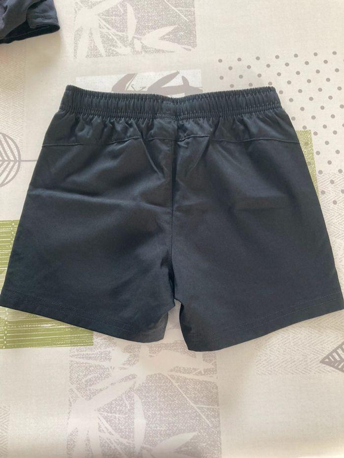 Short Puma en taille 7-8 ans (128 cm) - photo numéro 3