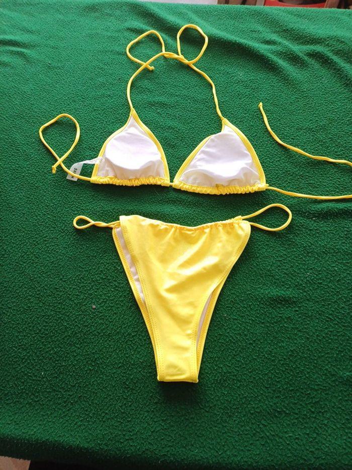 Maillot de bain 👙 jaune paillette - photo numéro 2