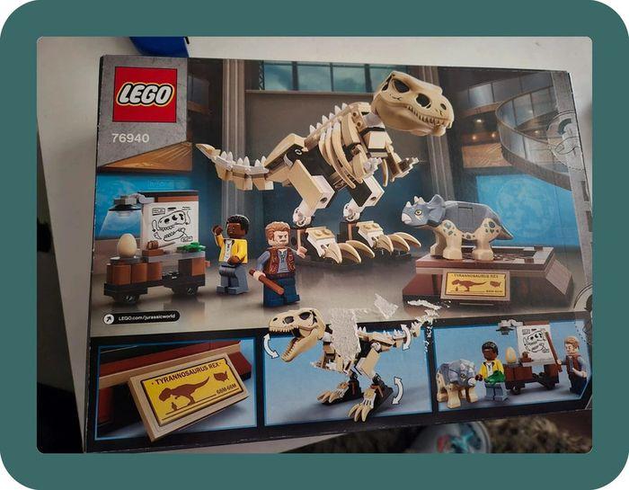 🌟LEGO 76940 Jurassic World L’Exposition du fossile du T. Rex - photo numéro 7