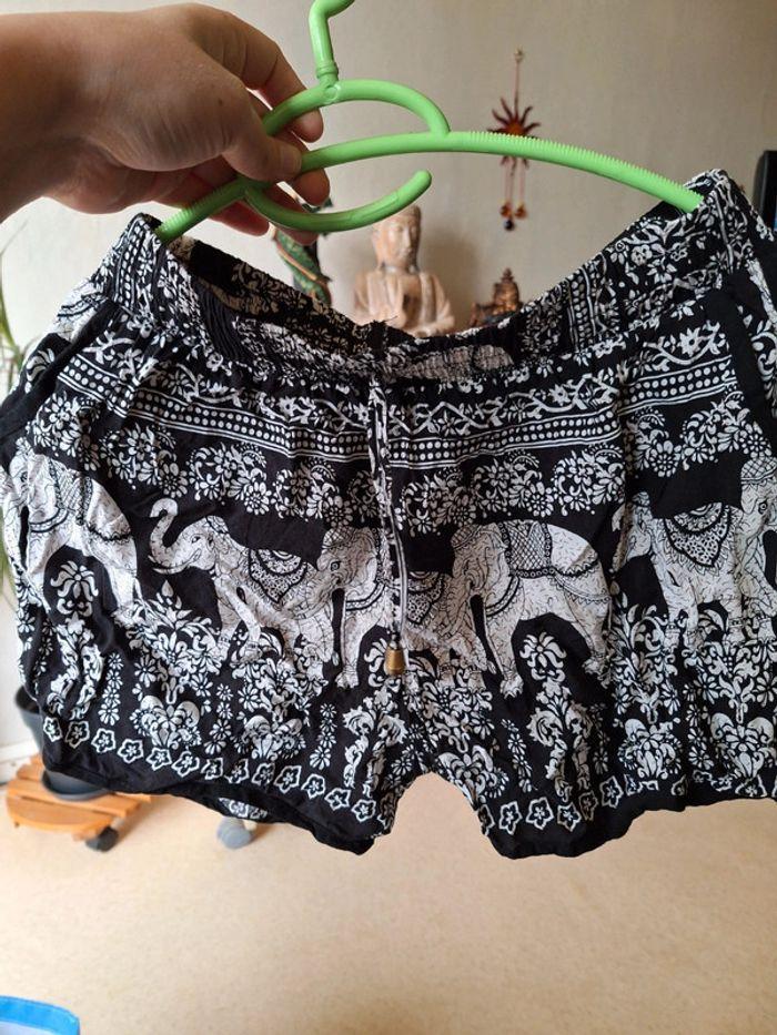 Lot de 2 shorts neuf - photo numéro 3