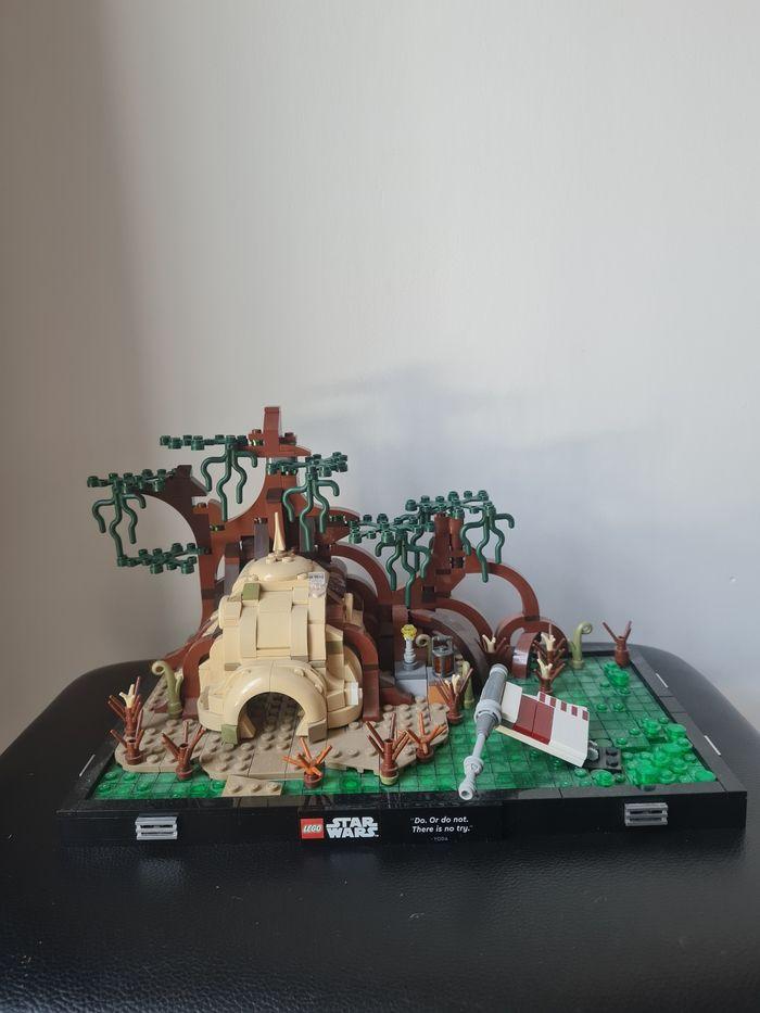 LEGO Star Wars Maison de Yoda - photo numéro 1