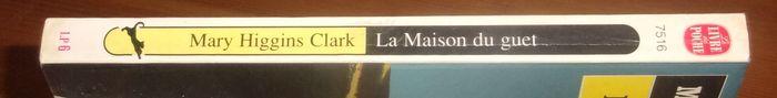 La maison du guet de Mary Higgins Clark roman - photo numéro 3