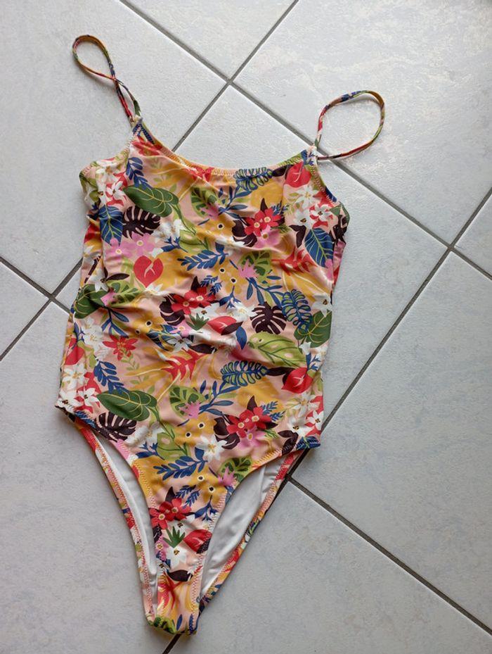 Maillot de bain 1 pièce Naf Naf XS - photo numéro 1