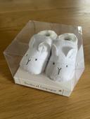 Coffret chaussons bébé blanc neuf 0/6 mois