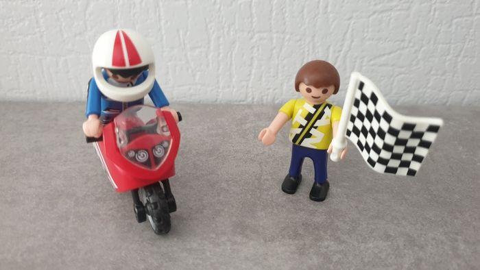 Moto de course Playmobil - photo numéro 1