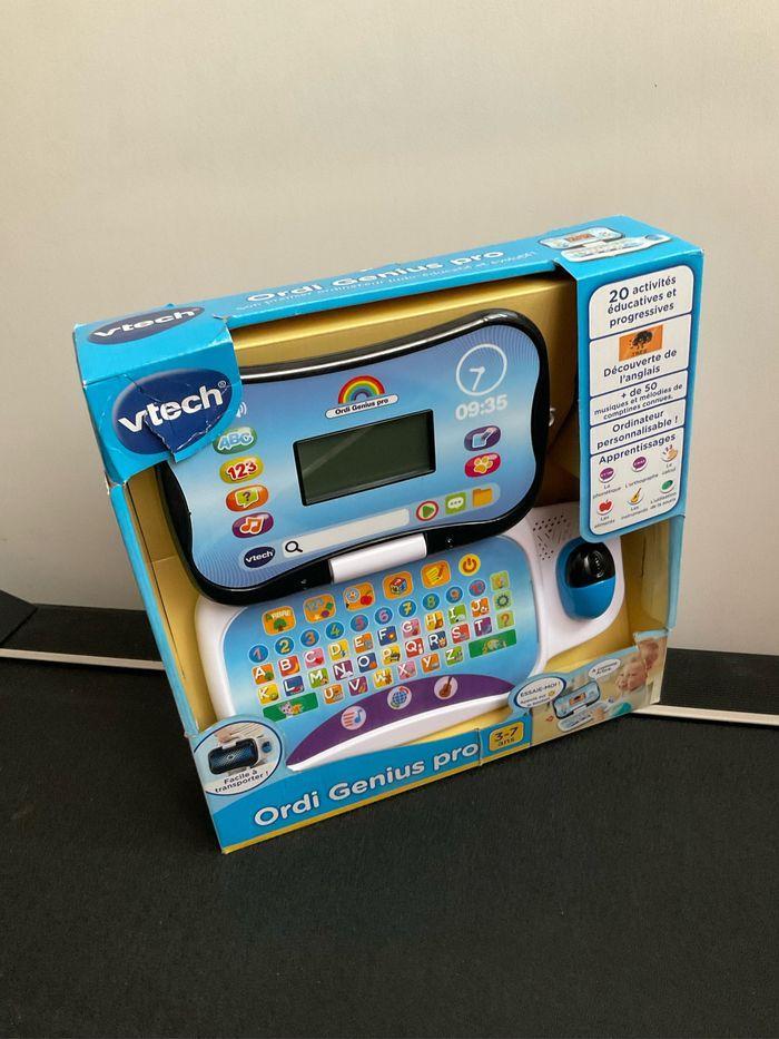 Ordi Genius pro VTECH neuf JAMAIS OUVERT - photo numéro 2