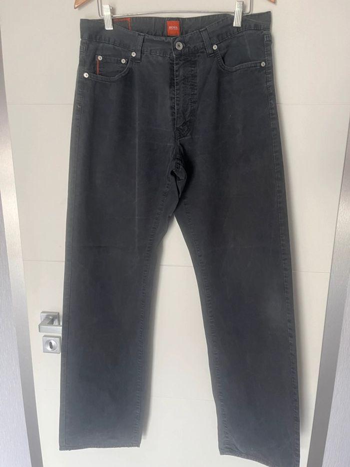 Pantalon Hugo Boss W35 L34 - photo numéro 1