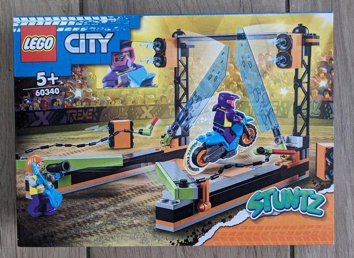 Lego City Stuntz 60340 neuf/scellé le défi des cascades - photo numéro 1