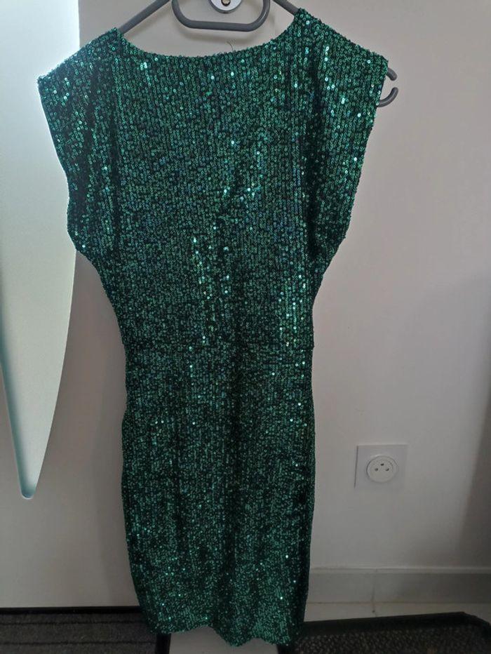 Robe sequins taille M - photo numéro 2