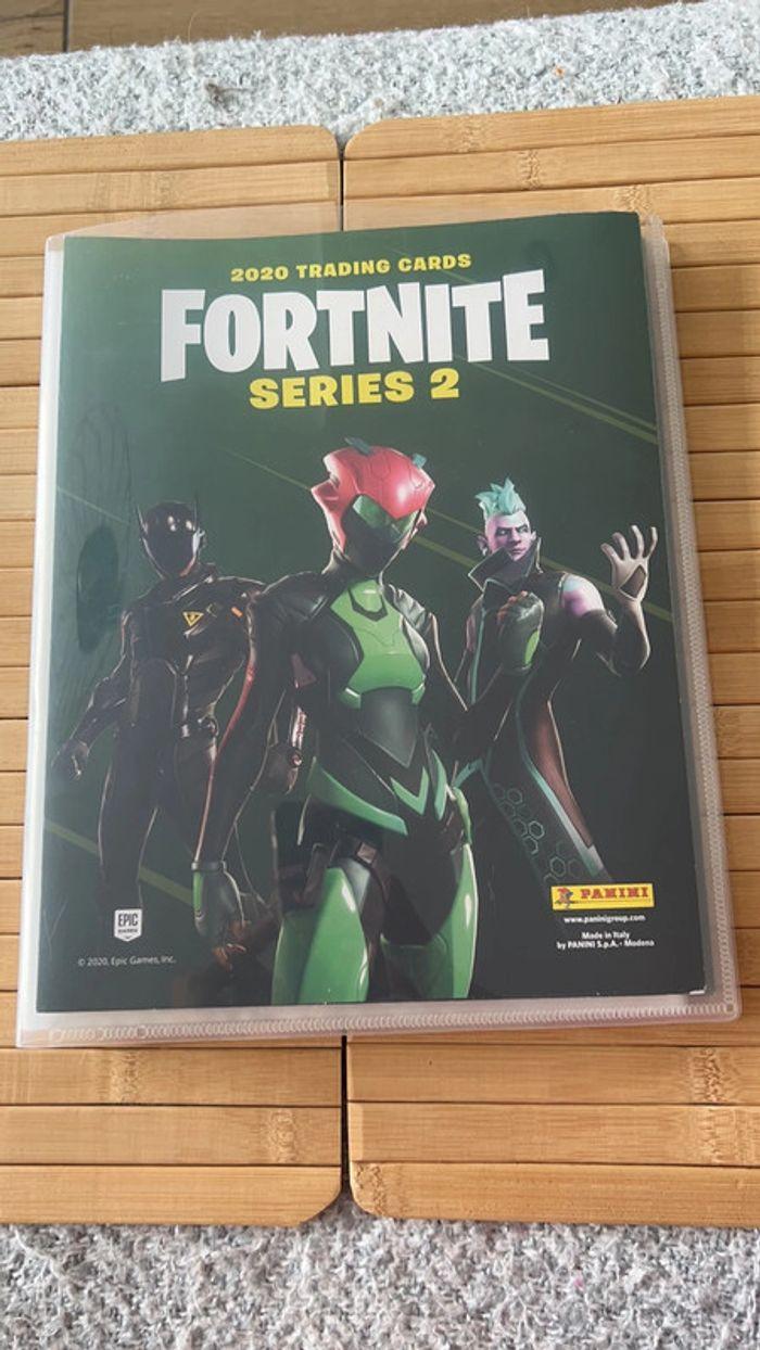 Cartes Panini Fortnite série 2 - photo numéro 1