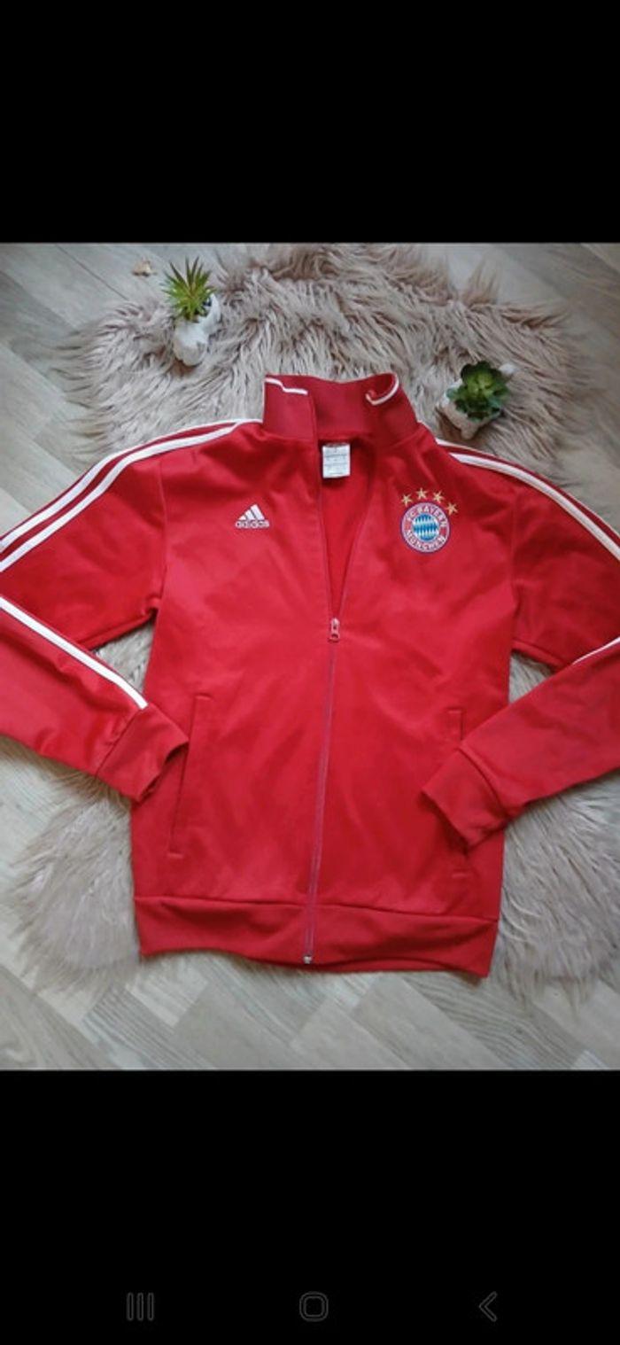 Veste de training Adidas FC Bayern Munchen taille S - photo numéro 1