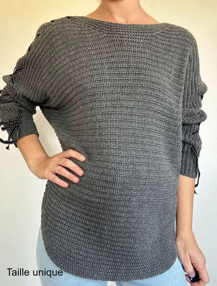 Pull long gris – Original et confortable, taille unique (36-40), très bon état 💖 - photo numéro 3