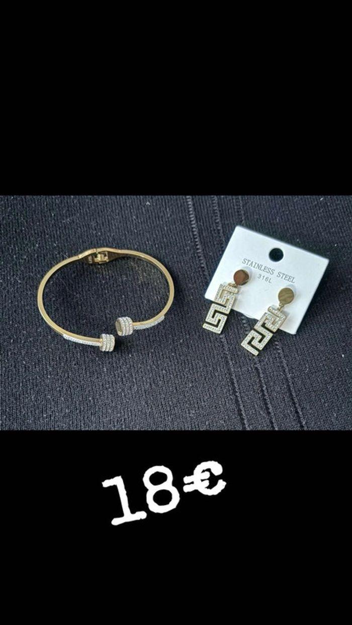 Bracelet + boucle d’oreille