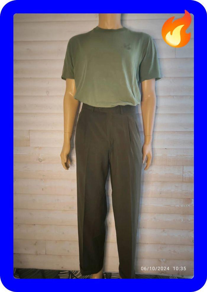 Pantalon vintage de ville vert olive  st Michael taille 38 (s) - photo numéro 1