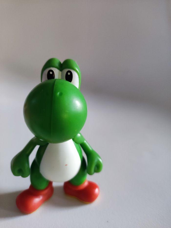 Figurine yoshi 9 cm Nintendo - photo numéro 6