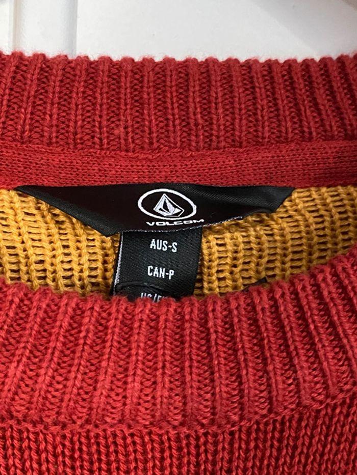 Pull de Noël marque Volcom Taille S.🎄 - photo numéro 3