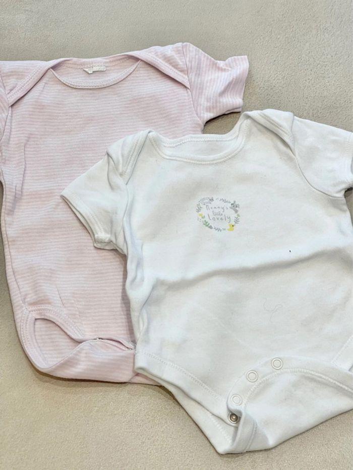 Lot 2 bodies Petit Bateau et La redoute parfait état bébé fille 3 6 mois - photo numéro 2