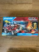 Playmobil opération de pompiers avec voiturette de pompiers 70864