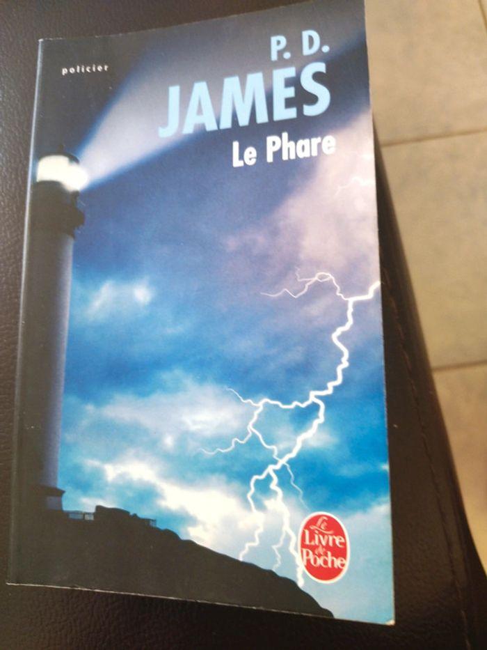 Le phare livre de james - photo numéro 1