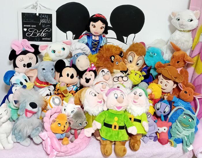 Lot de Peluche Disney Pixar