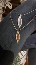 Collier pendentif feuilles