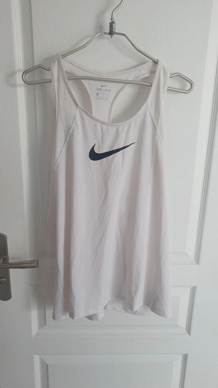 Débardeur sport blanc Nike T. XL - photo numéro 1