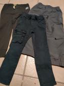 Lot de 2 joggings et 1 pantalon taille 5 ans