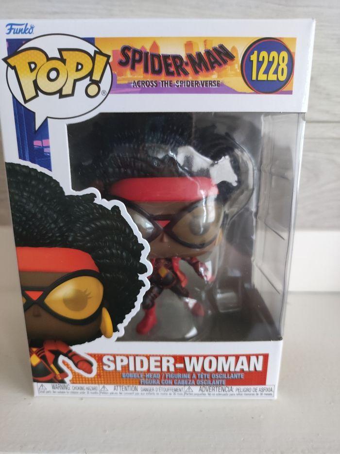 Funko pop spider woman - photo numéro 1