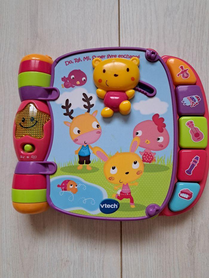 Super livre enchanté VTECH - photo numéro 1