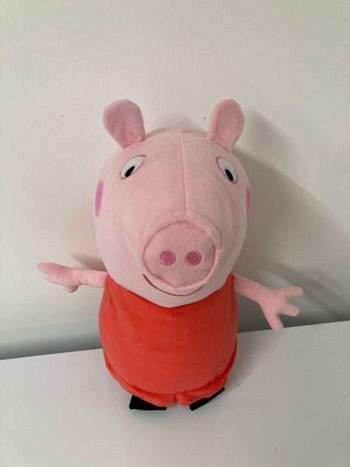 Grosse peluche Peppa Pig