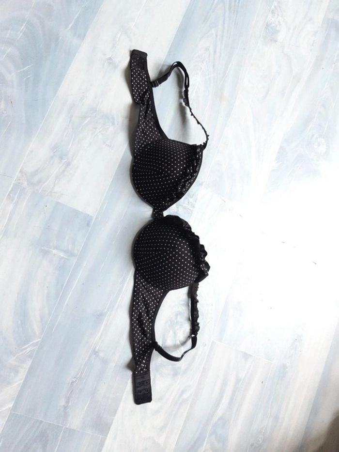 Soutien-gorge avec volants noeud noir avec des pois blancs taille 90B - photo numéro 8