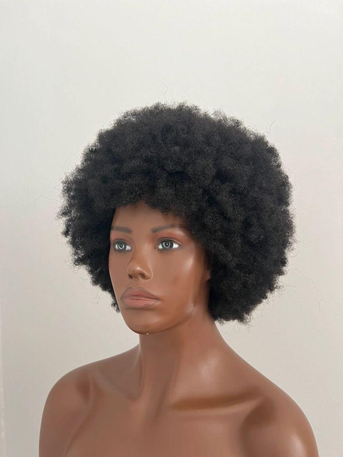 Perruque afro cheveux crépus brune foncé/ noire - photo numéro 3