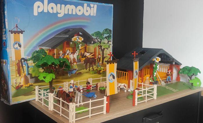 Playmobil Centre équestre
3120-B - photo numéro 1