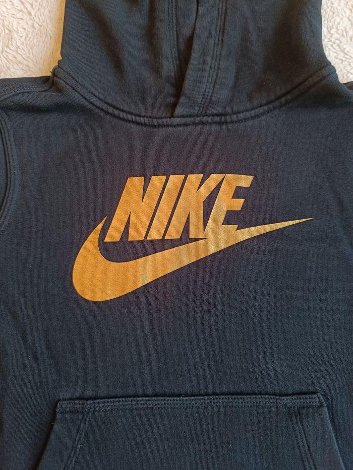 Sweat Nike taille S (8-10 ans) - photo numéro 5