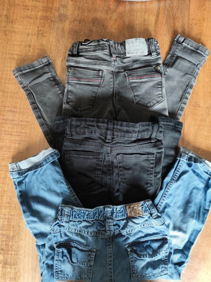 Lot 3 jeans - 2 ans - photo numéro 7