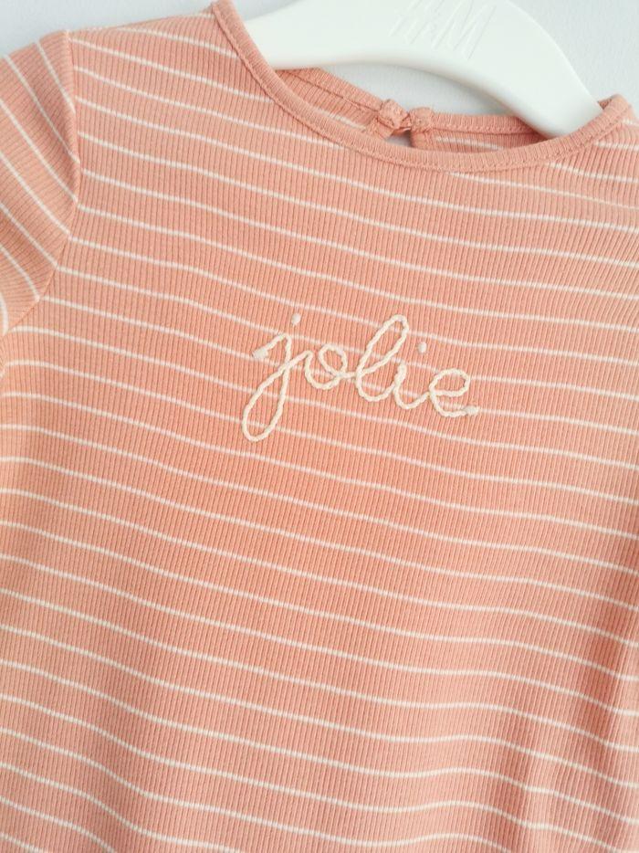 Tee-shirt "Jolie" rayé en maille côtelée corail Kiabi 9 Mois - photo numéro 4