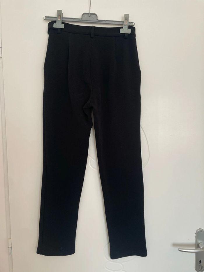 Pantalon noir taille élastique taille haute ceinture boucle coupe carotte tissaia taille 36 - photo numéro 4