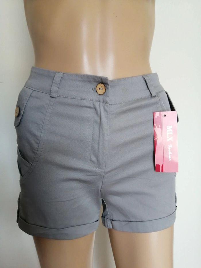 Short neuf taille S mais taille petit pour une taille 34 voir mensurations - photo numéro 2