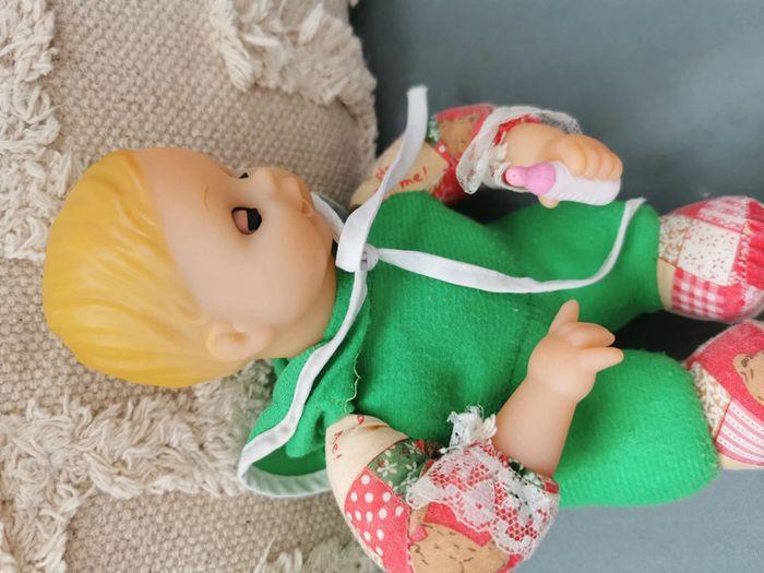 Poupée  pouet  biberon vintage des années 60 vert doudou peluche - photo numéro 5