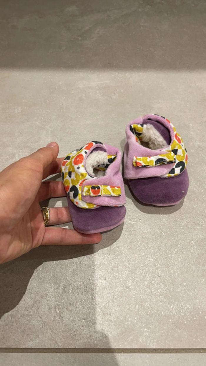 Magnifiques chaussons fourrés de naissance - photo numéro 2