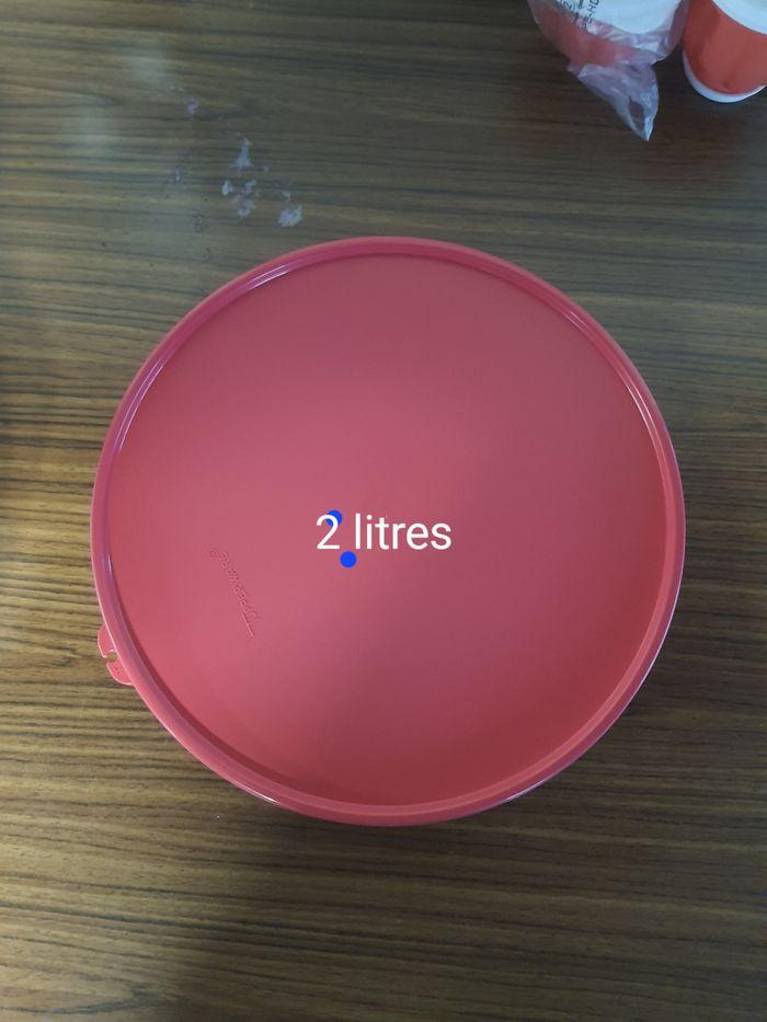 Boîte tupperware  2 litres - photo numéro 3