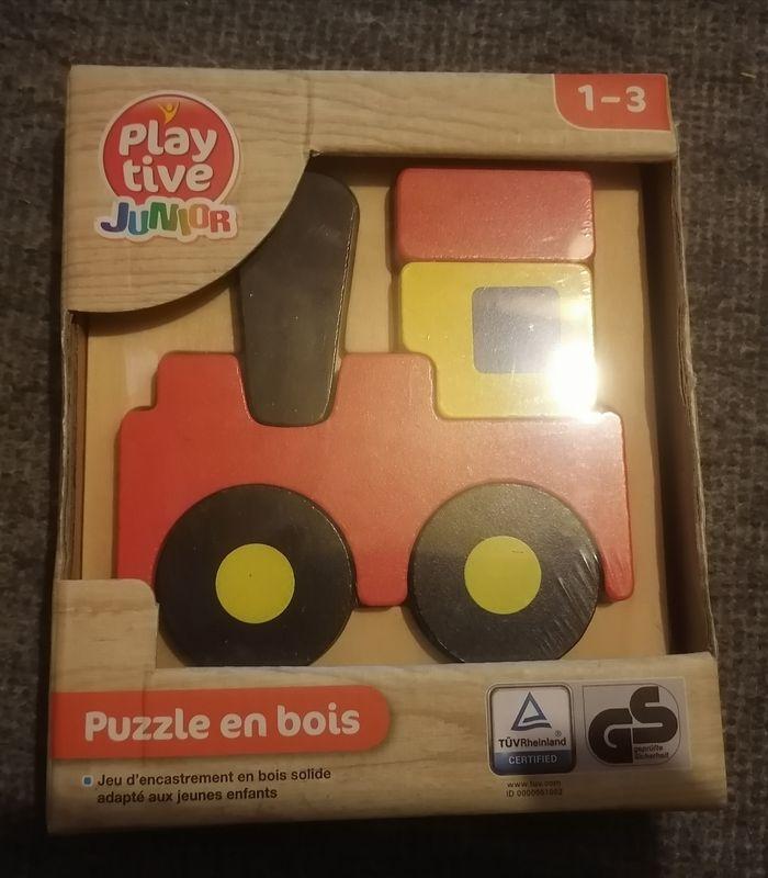 Puzzle bois locomotive Play Tive Neuf - photo numéro 1