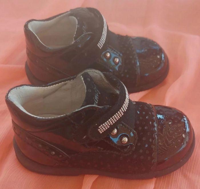 Chaussures vernies noire bébé - photo numéro 2