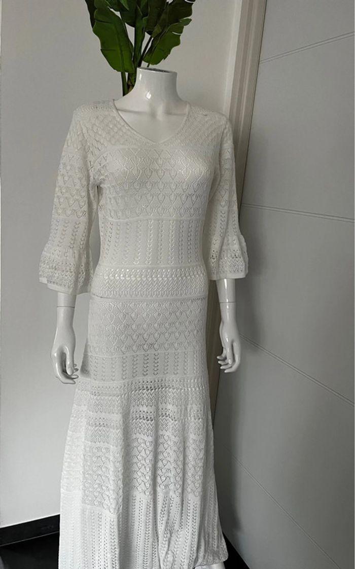 Robe longue en tricot cache maillot - photo numéro 1